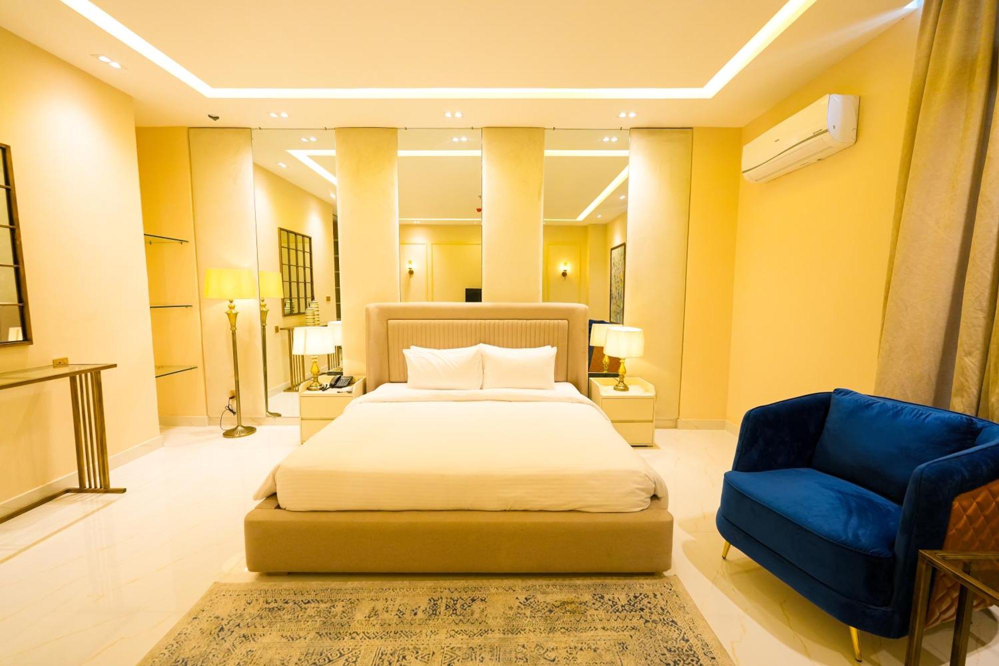 Pavilion Suites - Premium Aparthotel In Bahria Town Rawalpindi Exterior photo